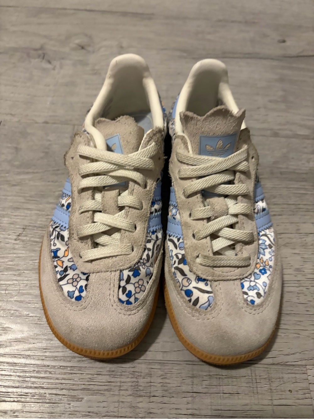 adidas Kids Floral Gazelle Sneakers in Cream & Light Blue